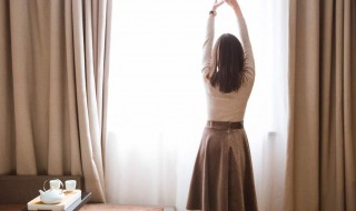 梦见自己没有穿衣服是什么意思 是怎么解梦的