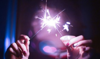 华年是什么意思 华年简单释义