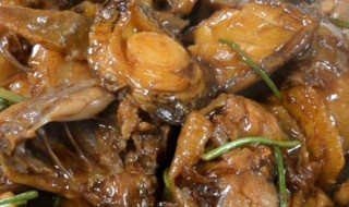 正宗鲍鱼焖鸡做法 正宗鲍鱼焖鸡的制作方法