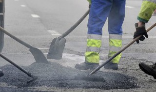 关于爱路护路的资料 有关爱路护路的资料