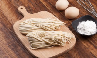 芹菜肉丝面的做法 怎么做芹菜肉丝面