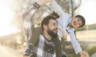 筷子兄弟的父亲歌词 筷子兄弟的父亲歌曲简介