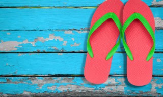 拖鞋被晒小怎么恢复 拖鞋被晒小的恢复技巧