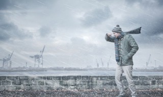 雨天怎么辨别方向 雨天如何辨别方向