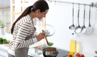 冬虫夏草怎么煲汤 冬虫夏草煲汤的好处