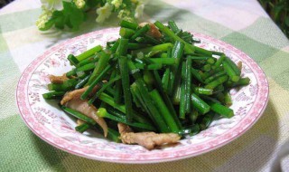 韭菜烧肉的做法 四季皆宜食用