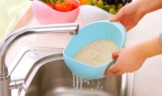 公开淘米水养花的妙用 用对了是“肥水”用错了是“毒水”