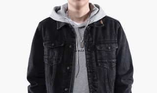 黑色牛仔衣怎么搭配 这样搭配很时尚