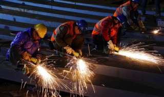 工厂上夜班的危害有哪些 上夜班的坏处是什么