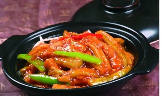 茄子豆腐砂锅煲 味道很不错,做法也简单