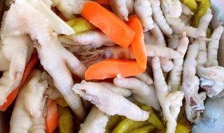 泡鸡爪的制作方法和配料 泡鸡爪的制作方法和配料是什么呢