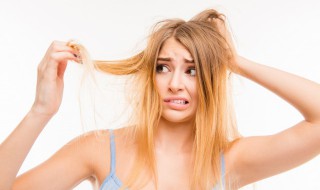 头发蓬松怎么压下去 怎么不让头发蓬松