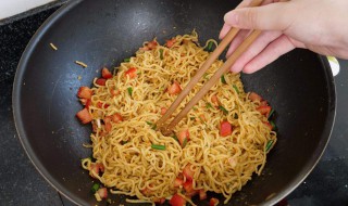 泡面打开没吃怎么保存 放的时间长了还能吃吗