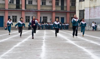 小学四年级运动会作文400字 作文是怎么写的