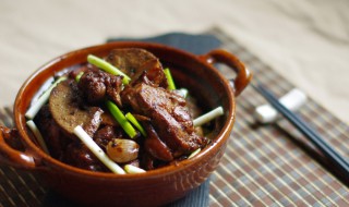 如何做啫啫鸡好吃 啫啫鸡的做法