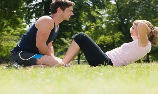 如何做仰卧起坐不痛 仰卧起坐适合哪些人群