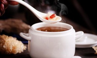 隔水炖盅怎么用 隔水炖盅使用方法