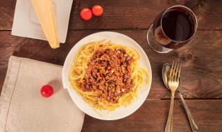 懒人炸酱面 怎么做简单的炸酱面