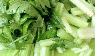 芹菜根怎么做菜好吃又简单 芹菜根好吃又简单的做法