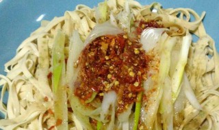 凉拌千张皮怎么做好吃又简单 凉拌千张皮好吃又简单的做法