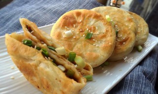 葱香芋头饼如何做 葱香芝士芋头饼的做法介绍