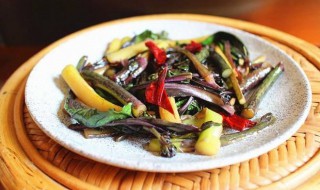 怎样做酸辣红菜苔 酸辣红菜苔的做法介绍