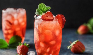 草莓冷饮如何做 这样做出来也挺好喝