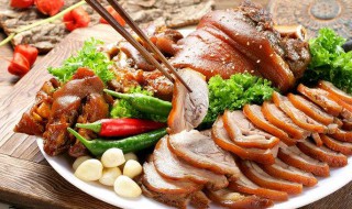 怎样做椒盐猪头肉 椒盐猪头肉的做法介绍