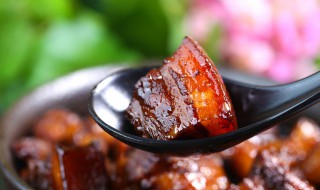 正宗红烧肉的肥而不腻做法步骤 正宗红烧肉的肥而不腻怎么做