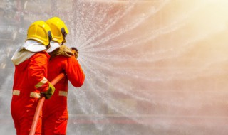 火灾蔓延的途径是 火灾蔓延的主要途径