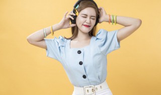 在这温暖的房间是什么歌 在这温暖的房间是何歌