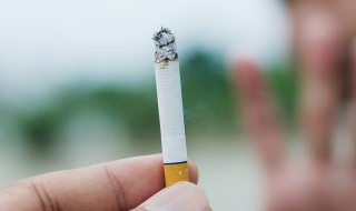 烟灰缸不能倒水跟结婚 烟灰缸不能倒水和结婚