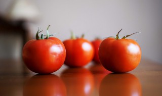 凉拌西红柿怎么做好吃 制作凉拌西红柿的方法