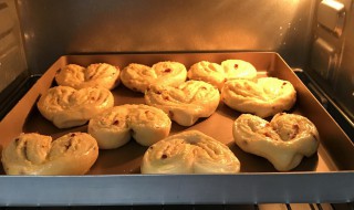 烤箱做面包简单方法 烤箱做面包简单方法介绍