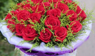 33朵玫瑰花花语和寓意 33朵玫瑰花代表着什么