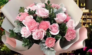 康乃馨和百合花束一起是什么意思 康乃馨和百合花束一起的寓意