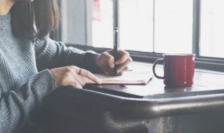 昆虫记是谁写的 昆虫记的作者是谁