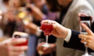 商务就餐礼仪注意事项 商务就餐礼仪注意什么