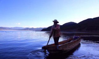 垂眉摆渡翁什么意思 什么是垂眉摆渡翁