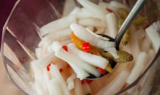 白箩卜腌制方法 这么做比外面买的还好吃