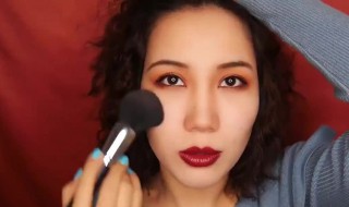 干皮化妆步骤 请看步骤