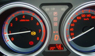 尾气故障灯亮了怎么处理 到底是什么原因