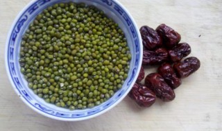 红枣绿豆汤家常做法 冰凉的糖水