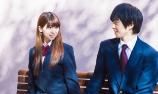 男人见到喜欢的女人表现 通常会有这三个表现