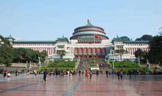 观音桥怎么去人民大礼堂 重庆的两大景点不容错过