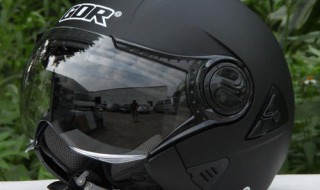 半盔和全盔哪个好 有什么区别吗?