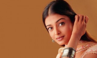 下巴有痣的女人好不好 你认为呢