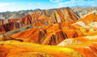 沙坡头景区到丹霞景区有多远 请看距离