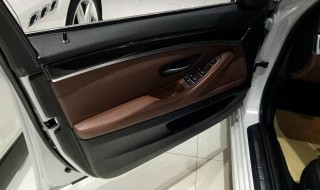 宝马5系门饰板怎么拆 汽车使用大全