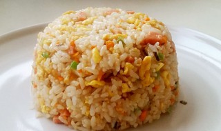 胡萝卜烧咸米饭怎么做 家常美味不容错过